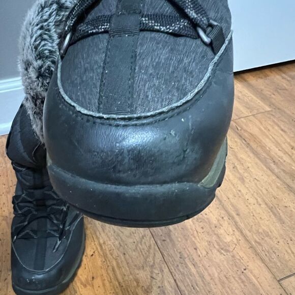 ⚡CLOSET CLEAR-OUT: PRICE DROP⚡ Timberland waterproof winter snow boots l - Picture 16 of 16